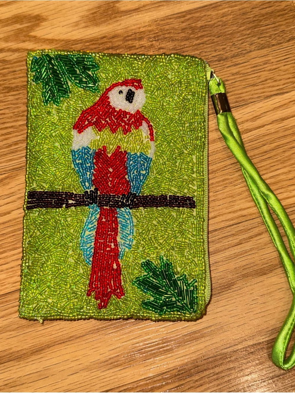 Beaded Parrot Wristlet Coin Purse Wallet in green